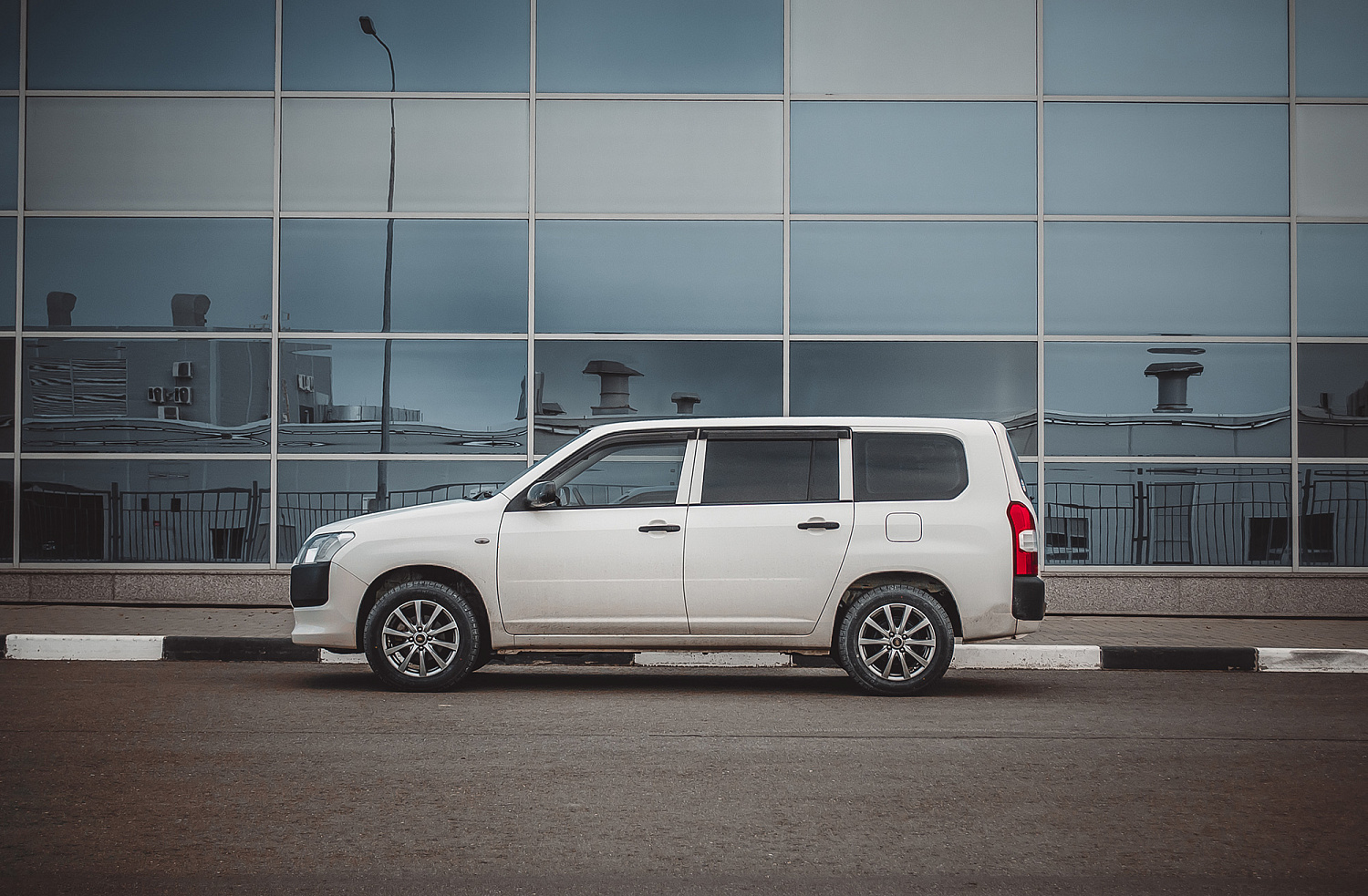 Toyota Suceed