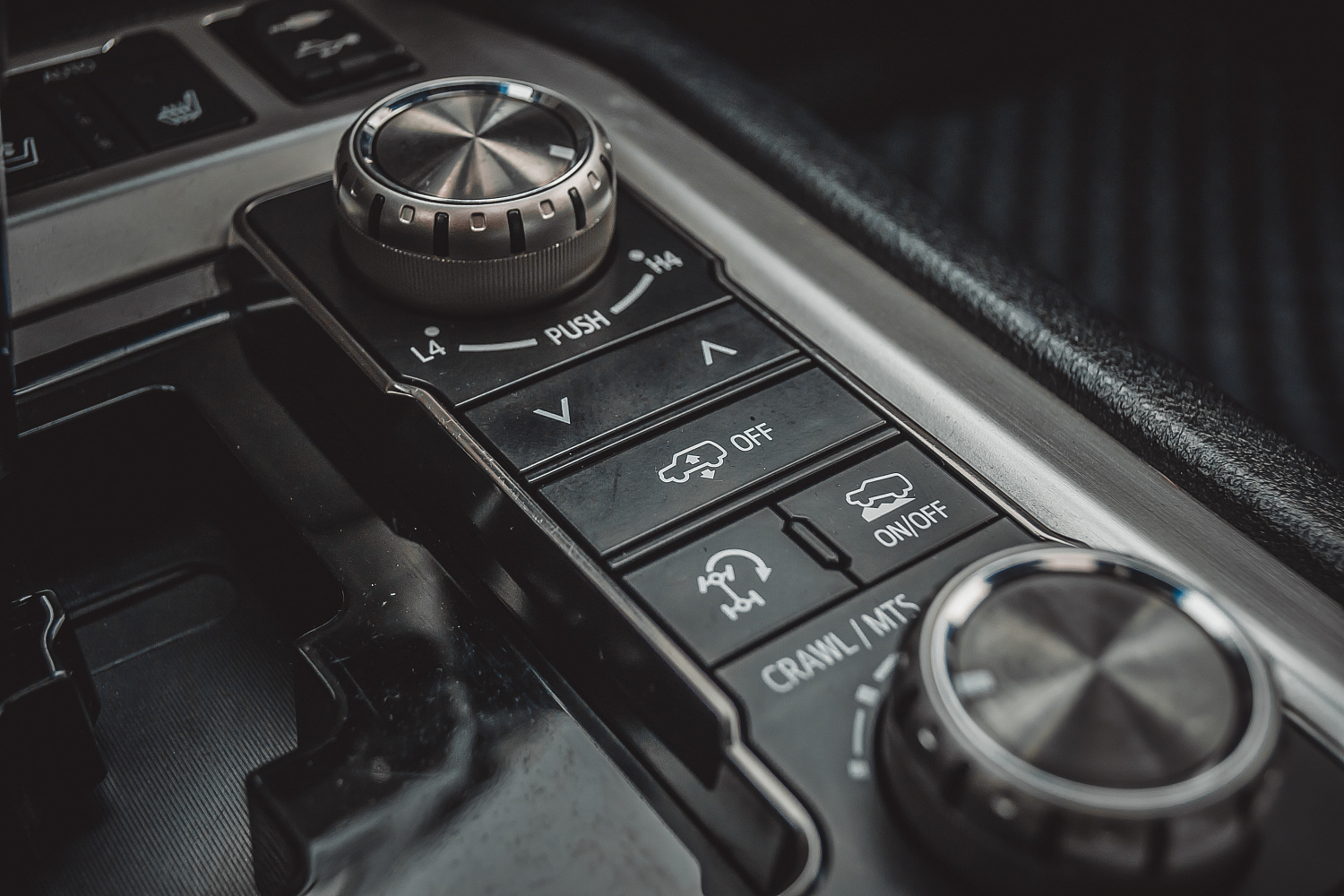 Toyota Land Cruiser 200
