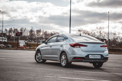 Hyundai Elantra